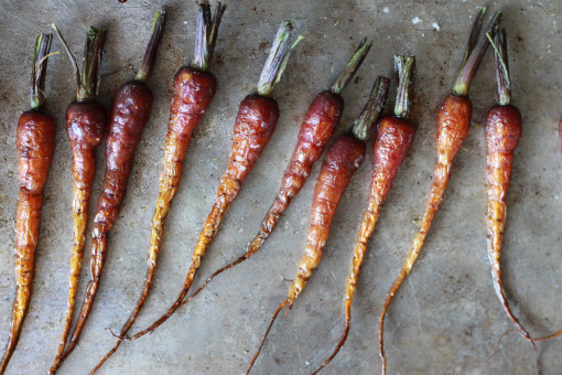 roasted baby carrots www.girlontherange.com