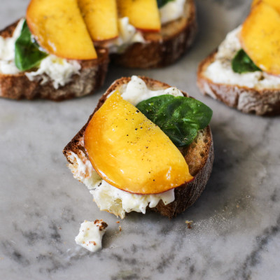 food on toast – peach, burrata and basil