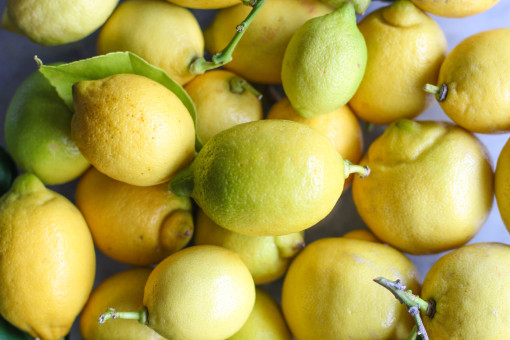 lemons close up www.girlontherange.com