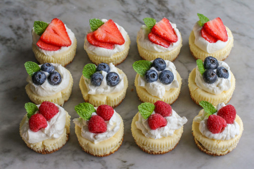 Lemon-Berry Cheesecake Parfaits - Kitchen Confidante®