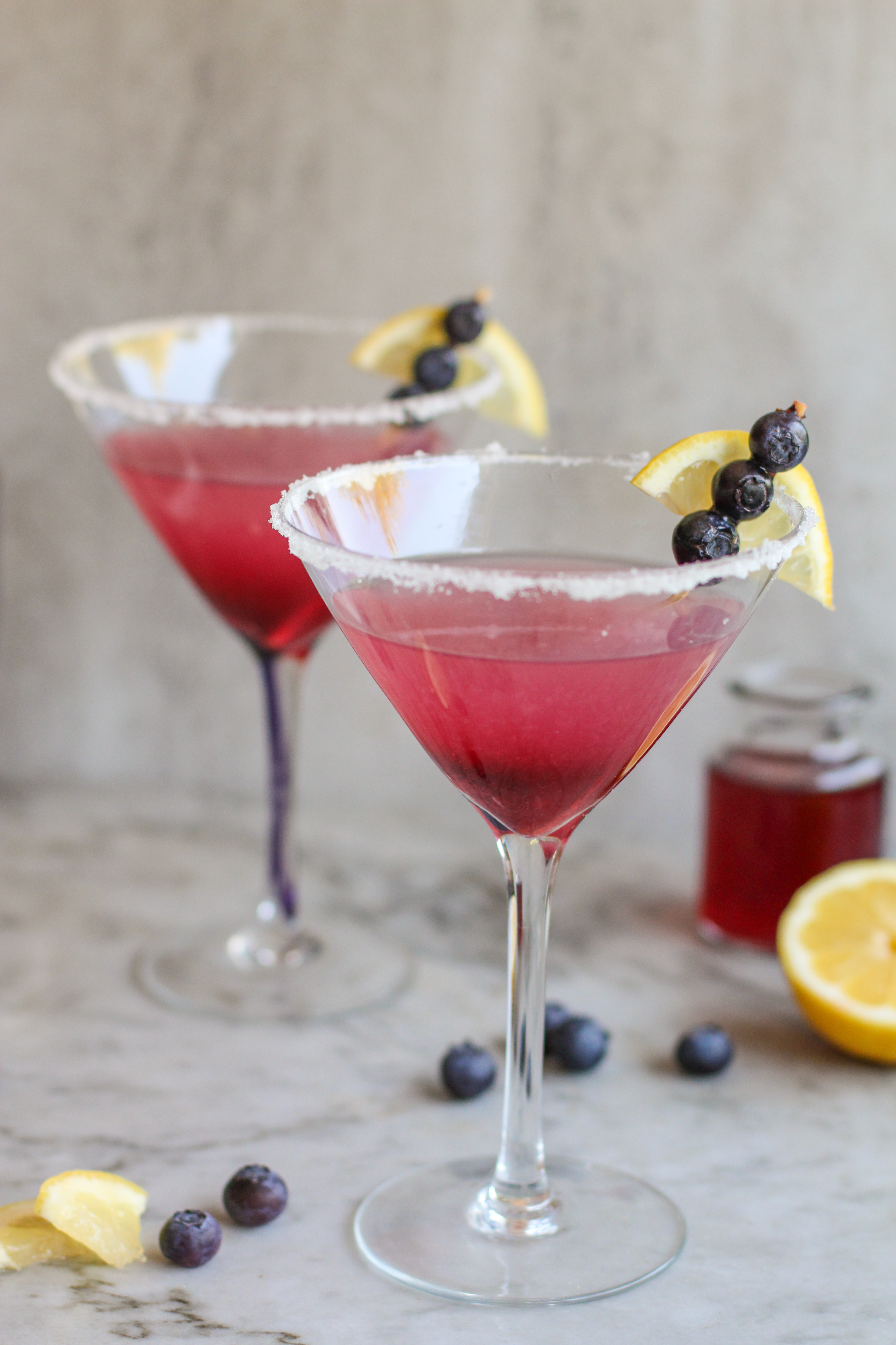 Crisp & Refreshing Lemon Blueberry Mocktail