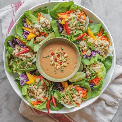 thai chicken lettuce cups with spicy peanut sauce